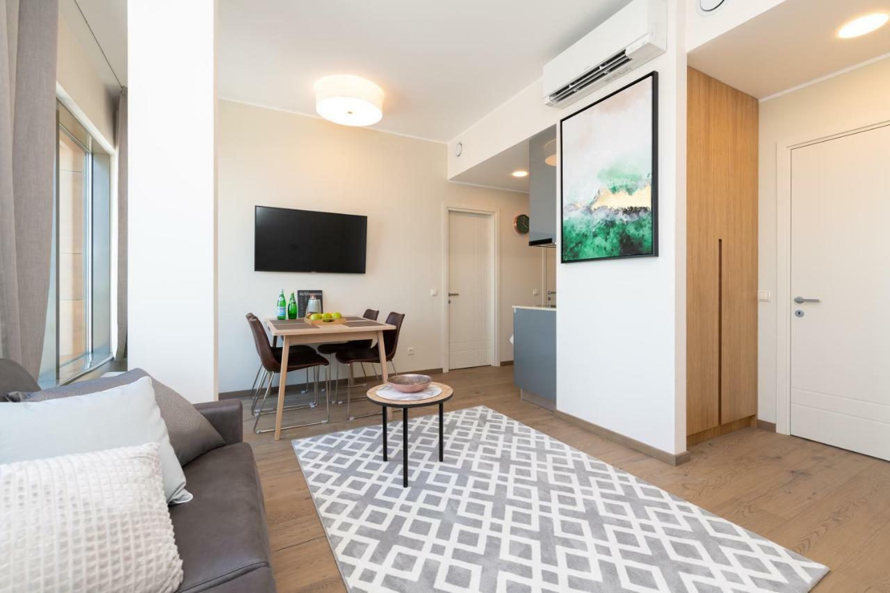 Lootsi Penthouse Lägenhet *
